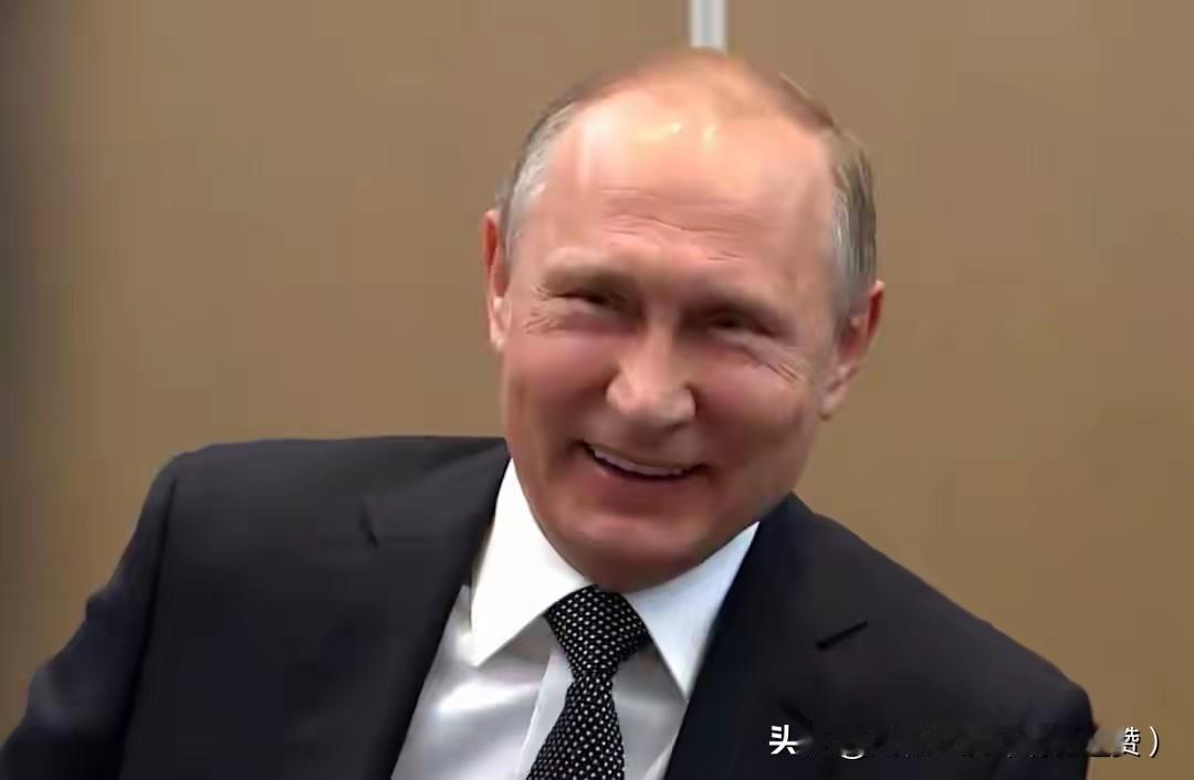 普京这波外交操作太绝了！特朗普的和平委员会闹剧，被他一招轻松破局。
 
特朗普牵