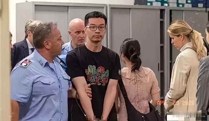 前几天，那位在意大利被秘密逮捕的中国芯片工程师徐泽伟，已经被偷偷引渡到美国受审了