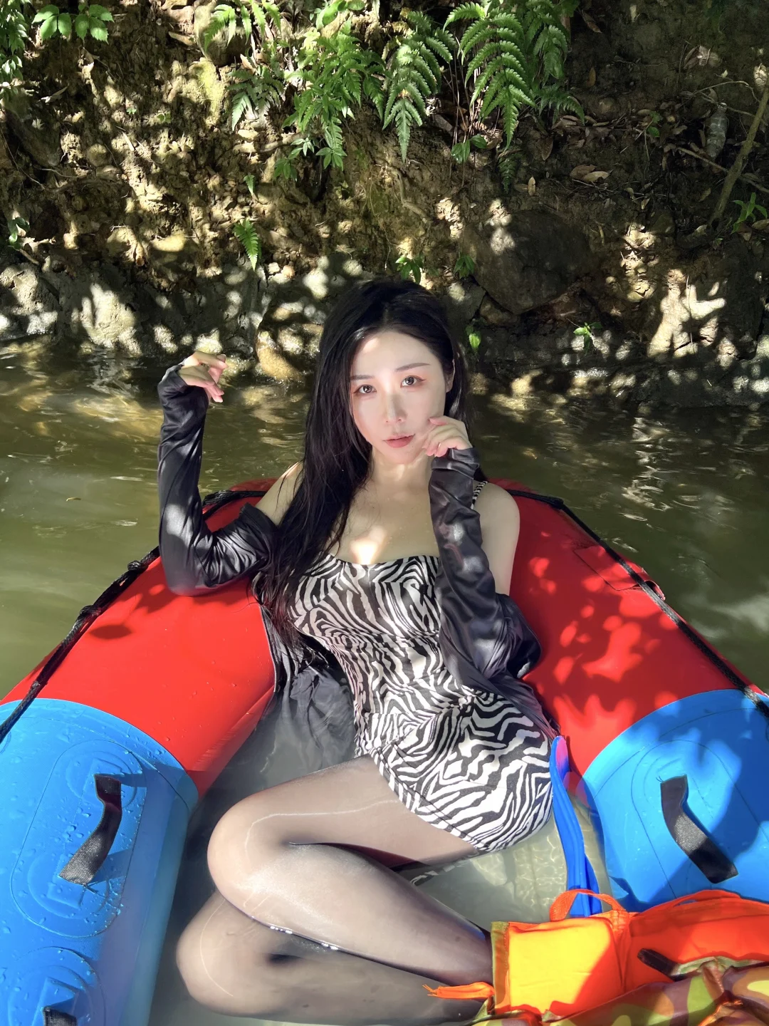 这个夏天！一起去竹海避暑漂流吧🌊