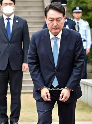 就在刚刚。
 
韩国政府正式宣布。
 
2月19日，首尔中央地方法院一锤定音，韩