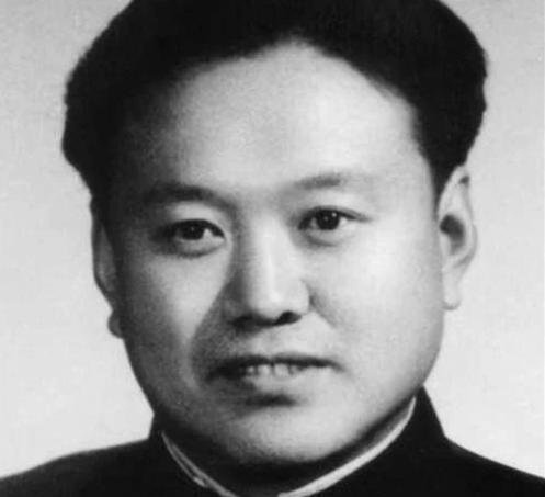 1961年程汝明为毛泽东特制一道菜，凭临场发挥获赞手艺精湛，展现厨师独特技艺！