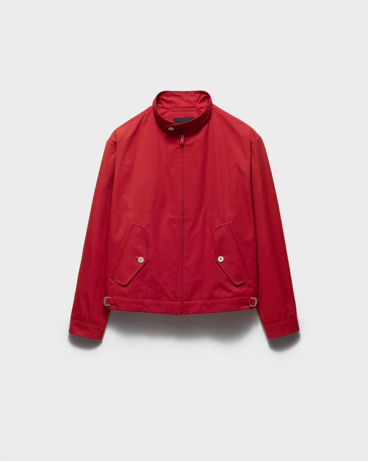 李现 × 2026央视总台春晚 造型大片，身穿 PRADA 短夹克出镜，四登春晚