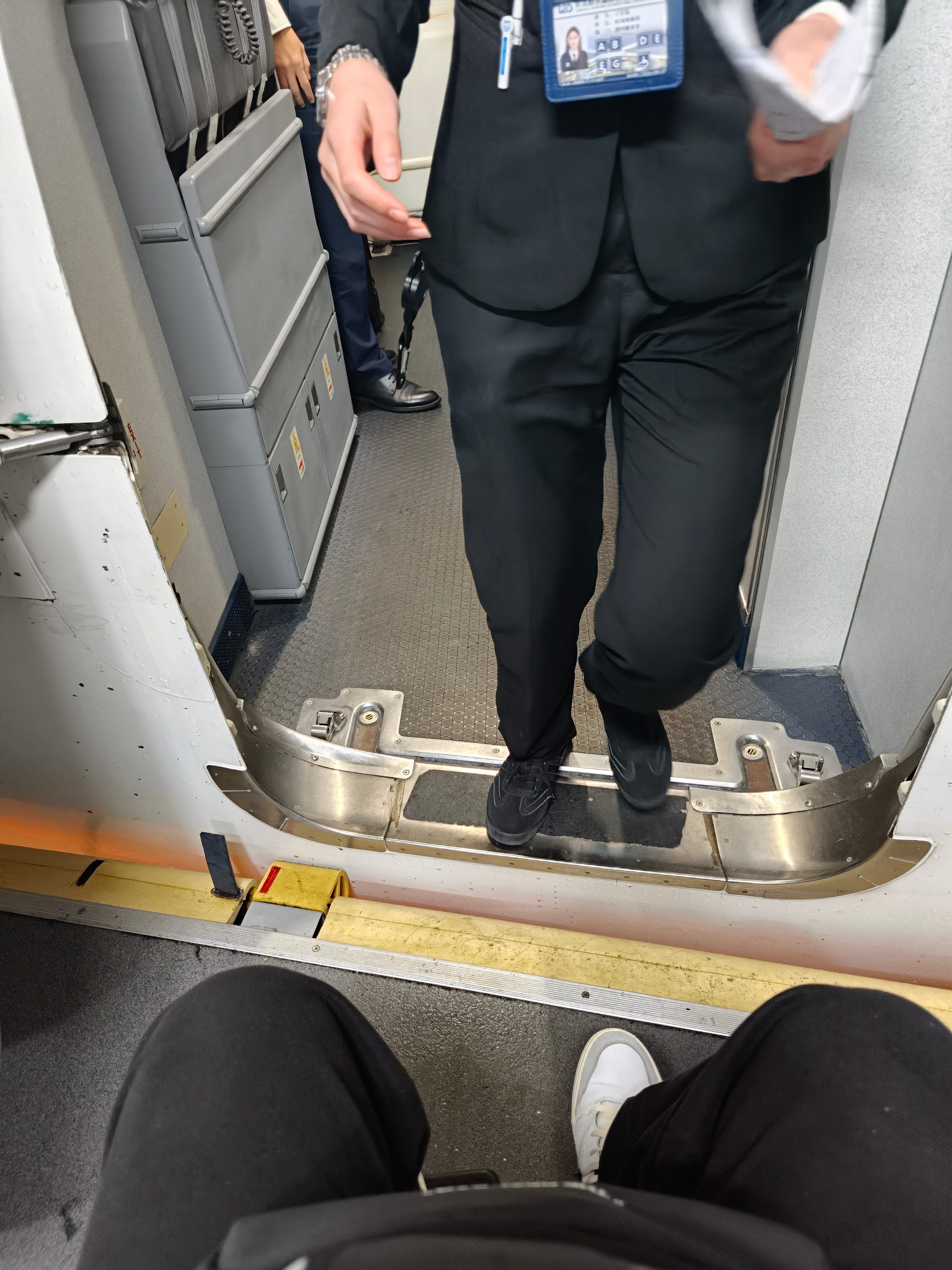 厦门航空的服务做的真到位…当然也和厦门机场和青岛机场有着密不可分的默契配合！感激