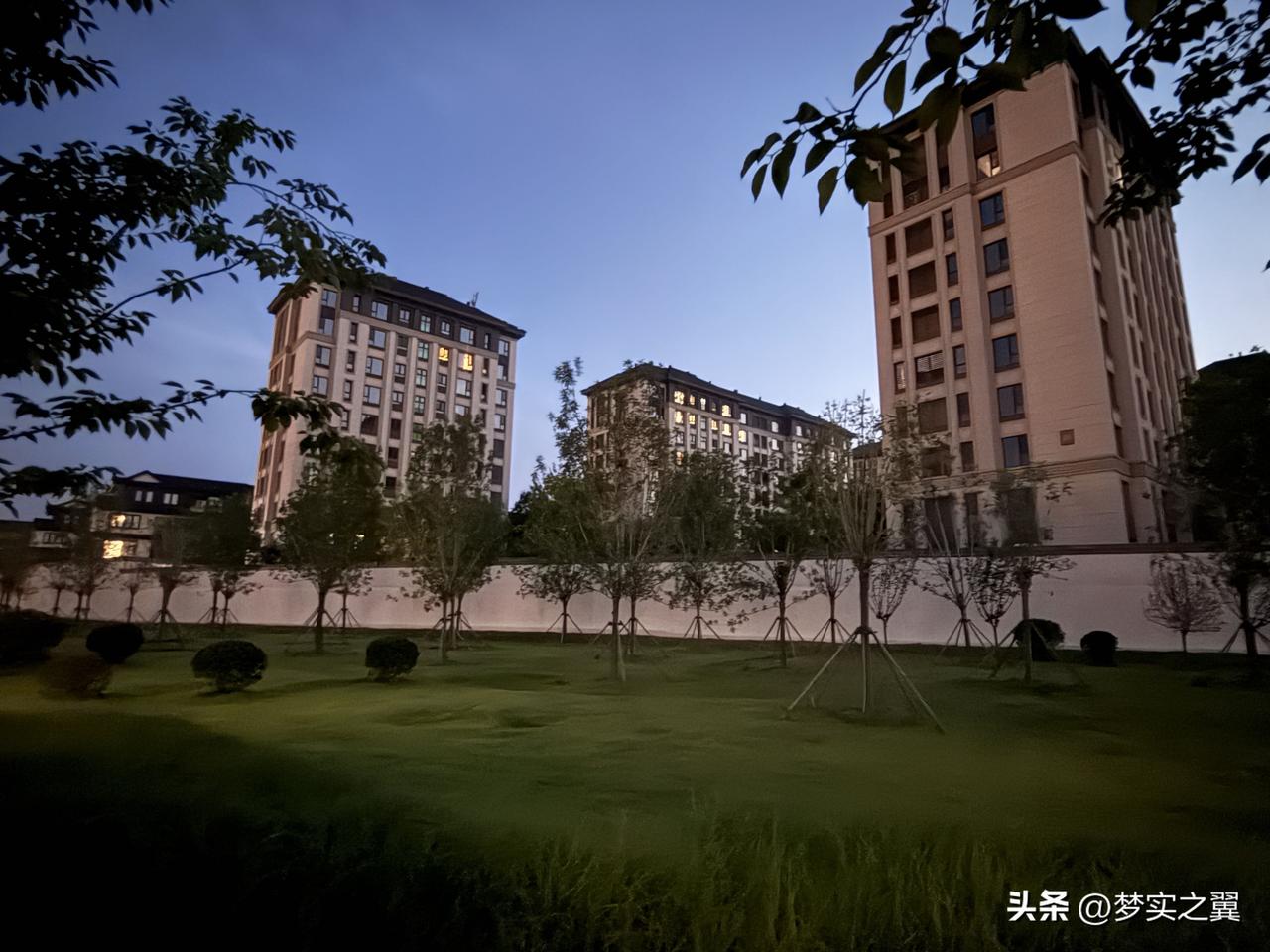 【小对联】
上：门第；
下：……？
