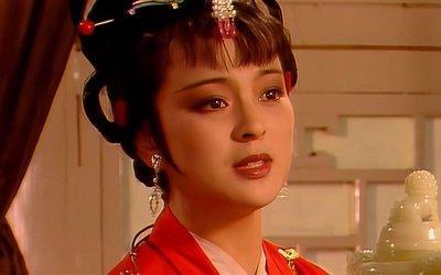 小时候看87版《红楼梦》，觉得探春漂亮。
演员叫东方闻樱，名字很个性，记住了。