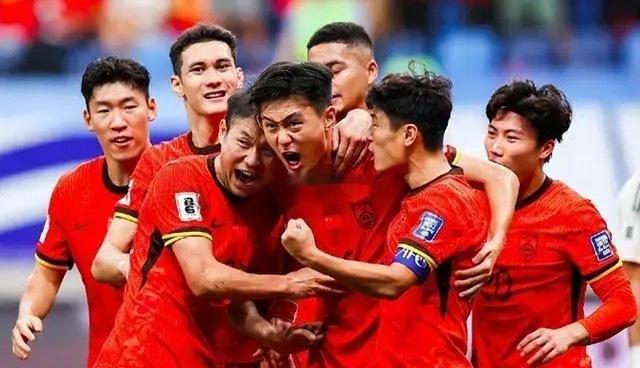 18强赛大乱局：昔日豪强2战仅1分，国足前景光明中国男足惜败沙特，亚洲杯前景堪忧