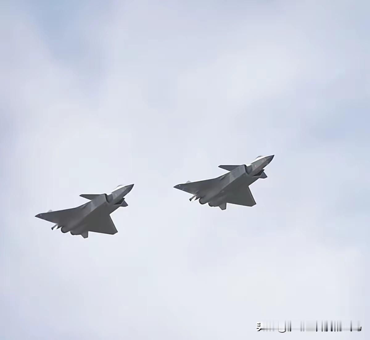 12月27日早上台海最新热点资讯
​1. 12月27日早间突发！中方反制20家美