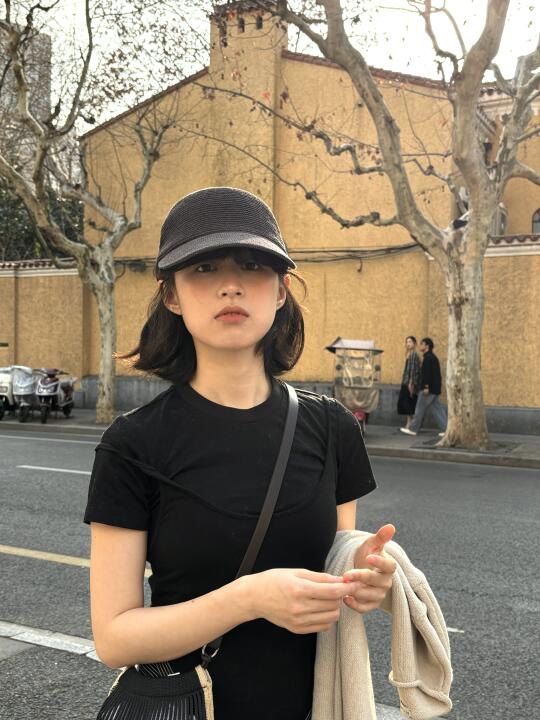 臭脸的周末约会