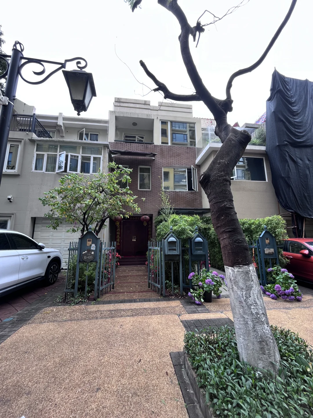 纯水岸别墅之间的差距还是蛮大的！