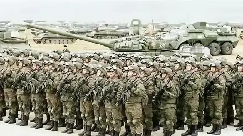 坐不住了！美国表态！
 
很多人问，乌克兰的悲剧到底在哪？别急，我们顺着援助这根