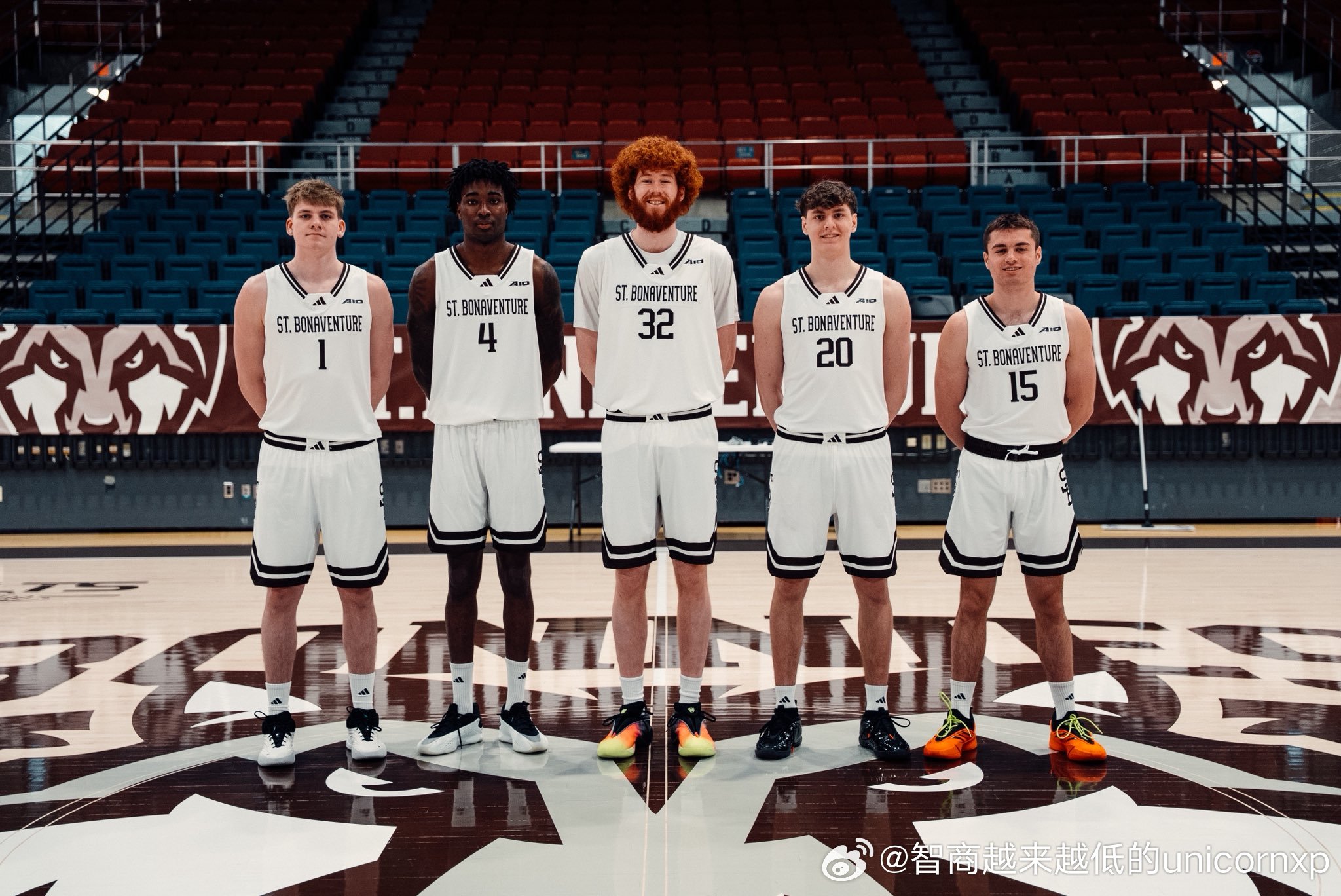 圣博纳文图拉大学意大利后卫Achille Lonati(2007-194cm-S