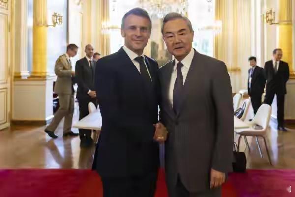 马克龙说，他期待再次访华。 ​​​