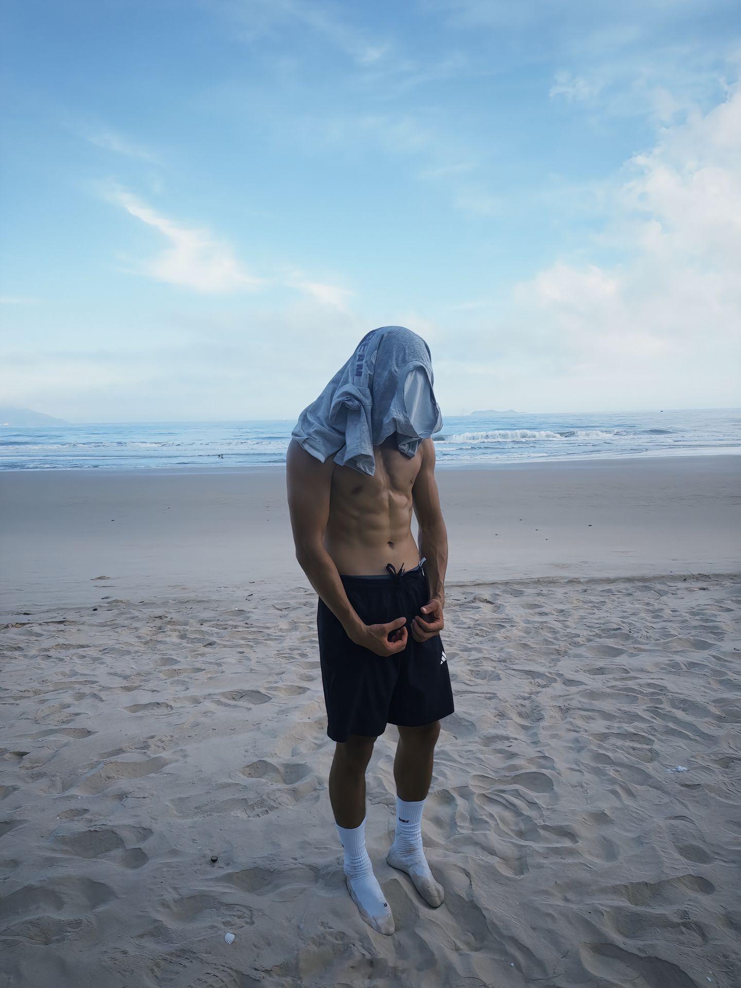 黑皮体育生男大 ​​​