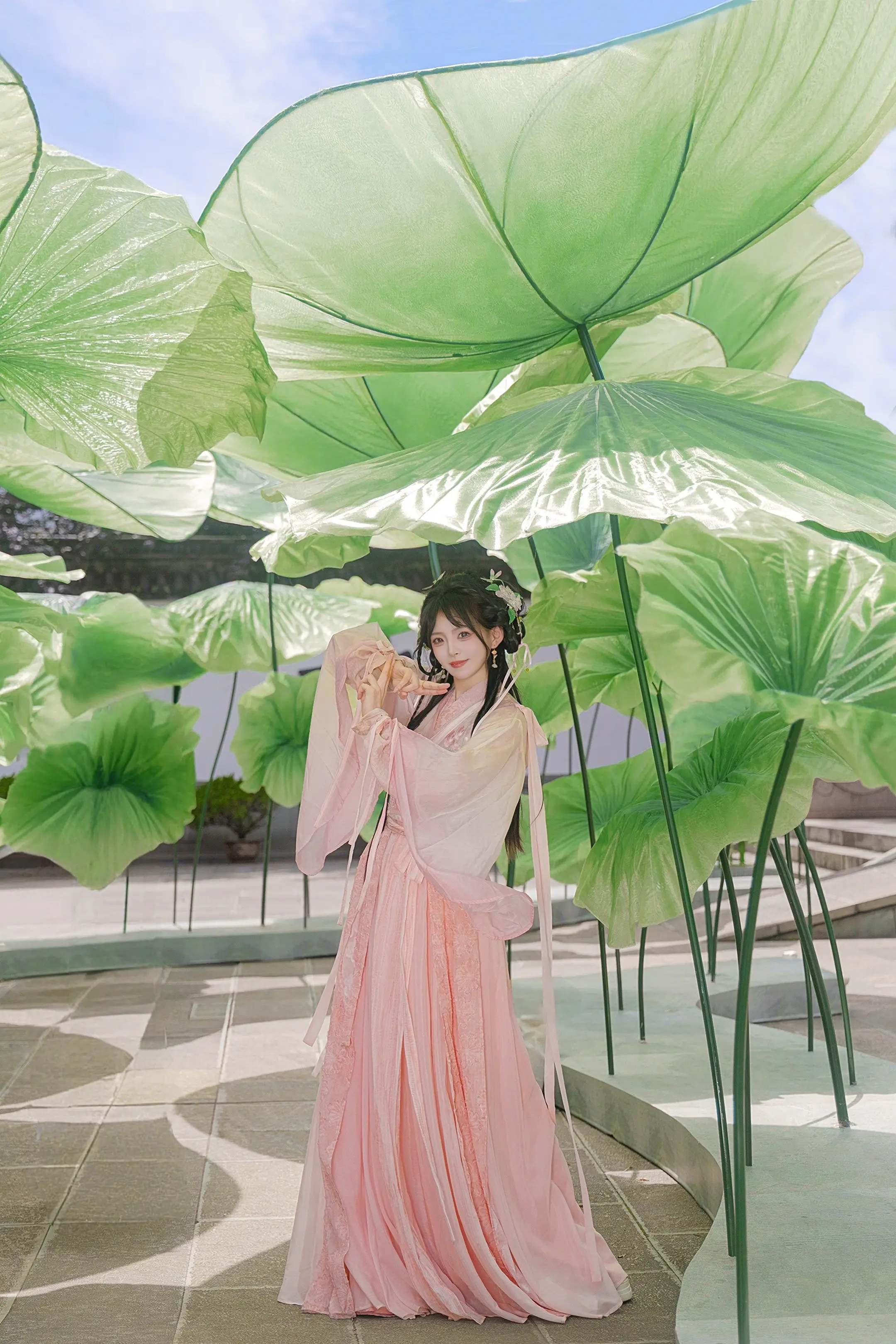 接天莲叶无穷碧～