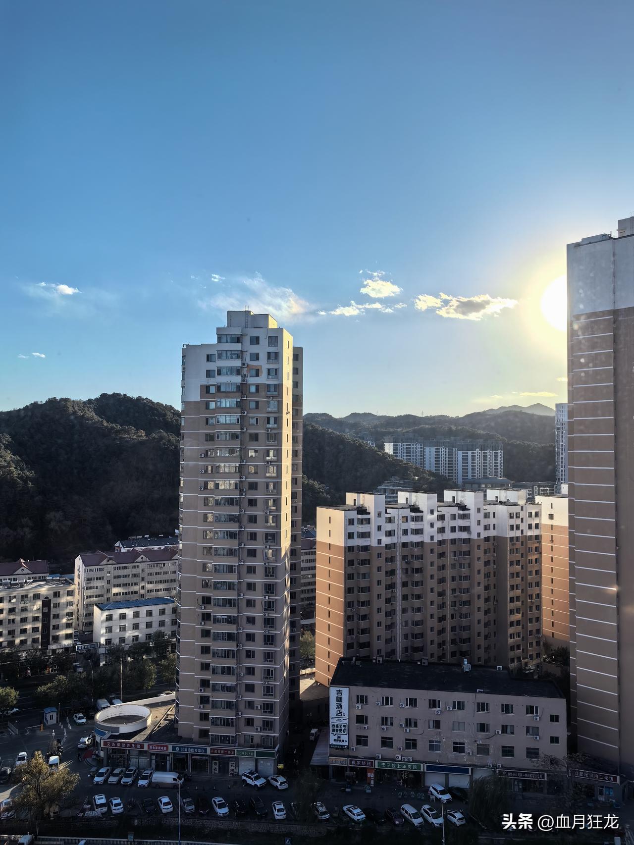 这个世界谁最离谱？那非得特特独占鳖头！

特特表示，要放弃电磁弹射，准备恢复蒸汽