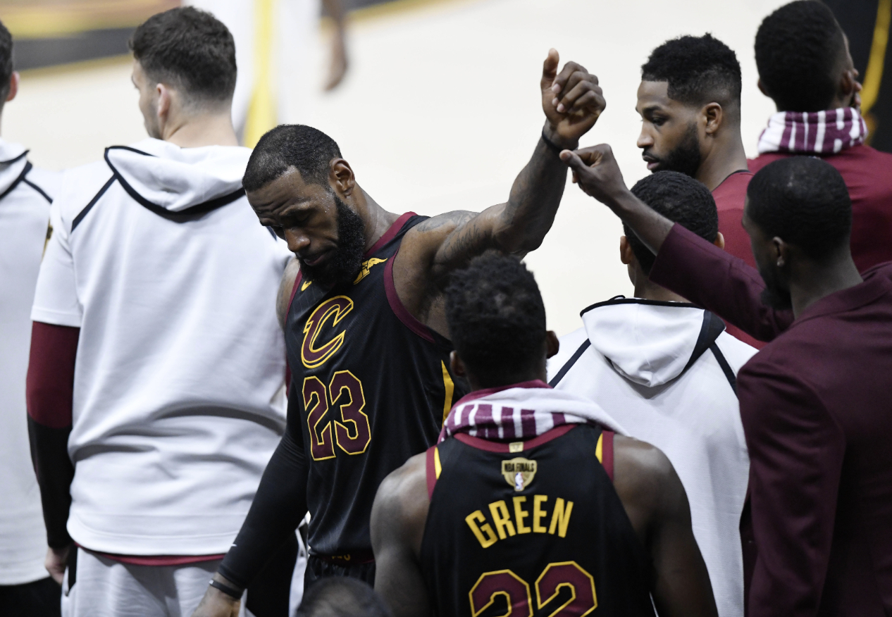 NBA ESPN记者Dave McMenamin撰文回顾了骑士自从2018年以来