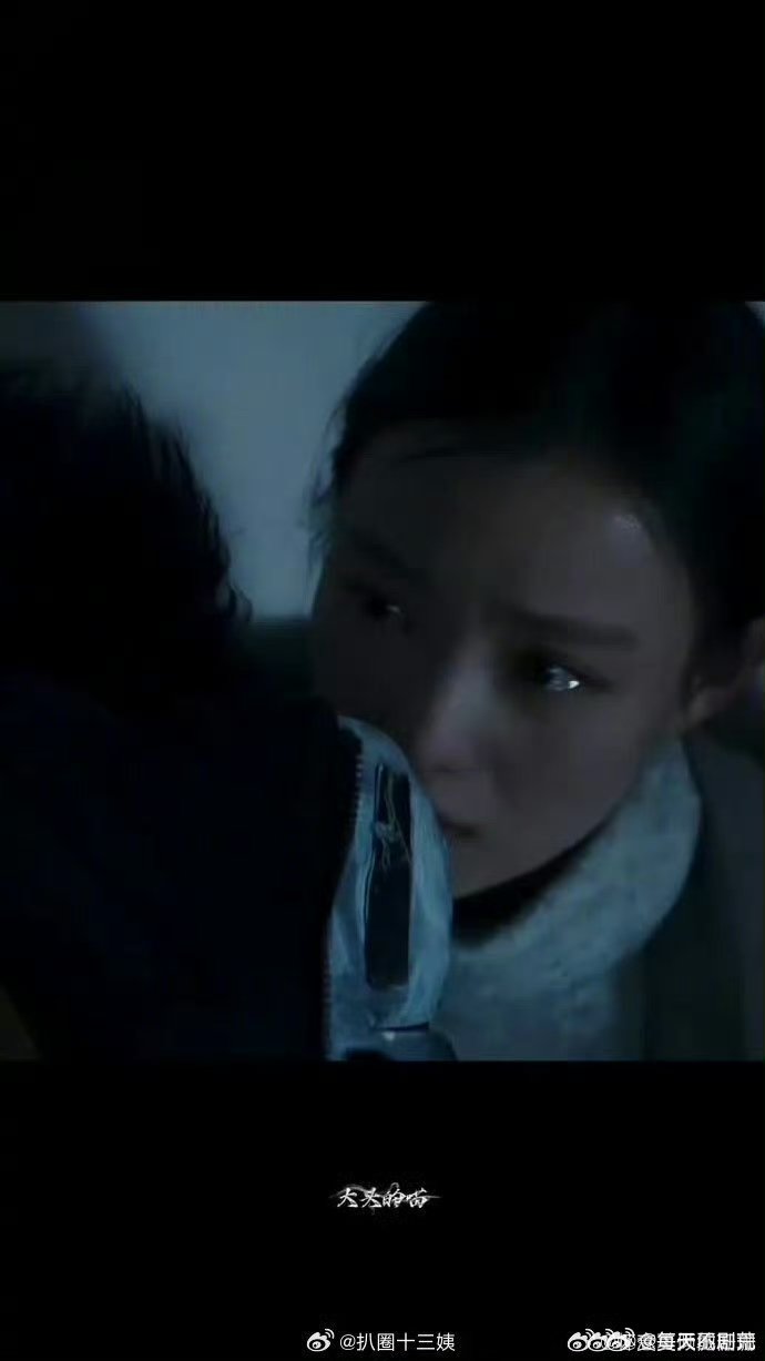 新剧《隐身的名字》真的太顶了！3月18日开播，预告片里任小名的眼神戏太绝了，充满