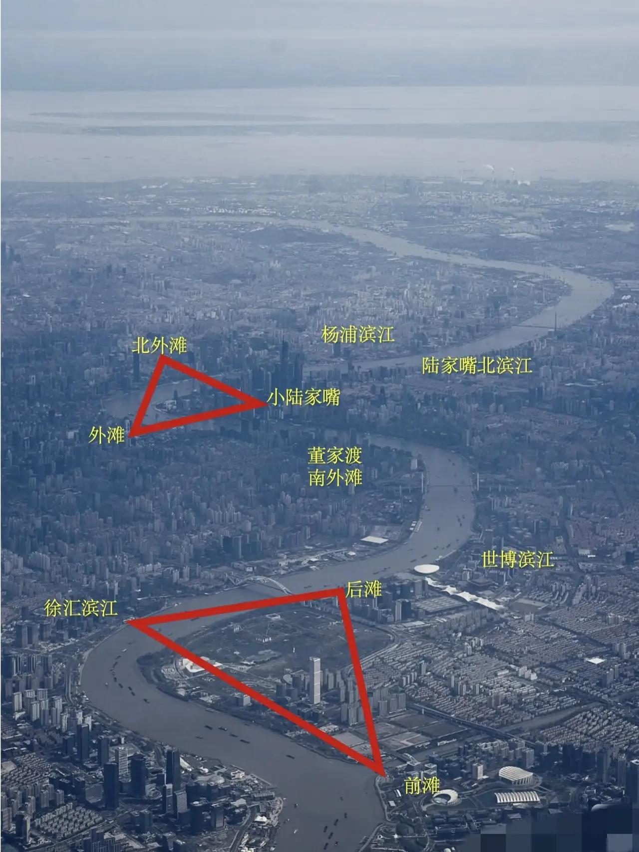 陆家嘴，以前没有烂泥渡出名。[捂脸]