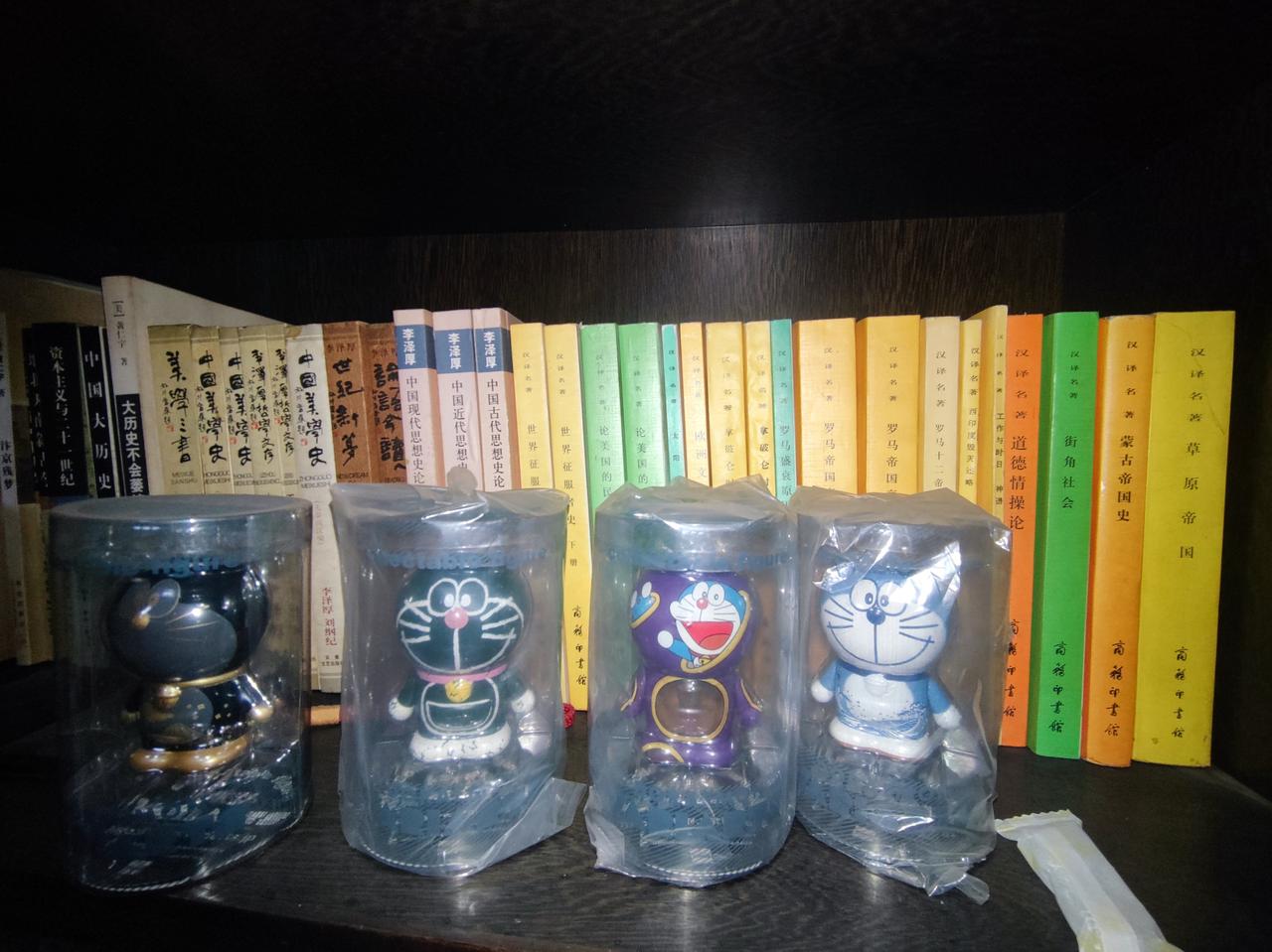 【一起读10本好书】
我推荐我书柜里放在一起的3种系列款式：
商务印刷馆的汉译经