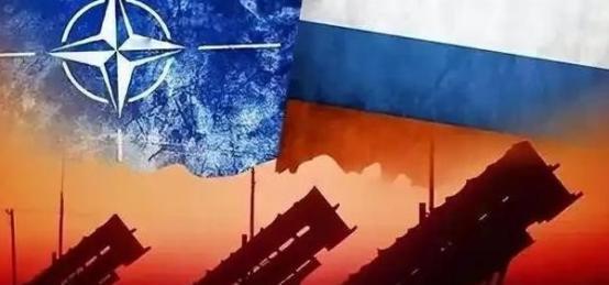 北约敢不敢灭了俄罗斯？从纸面实力来看，北约三十个国家加起来，军费是俄罗斯的二十倍