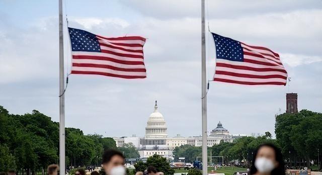 美国为何不直接冻结中国在美资产？就这么说吧，美国要是真冻结了，反而是帮了中国一把