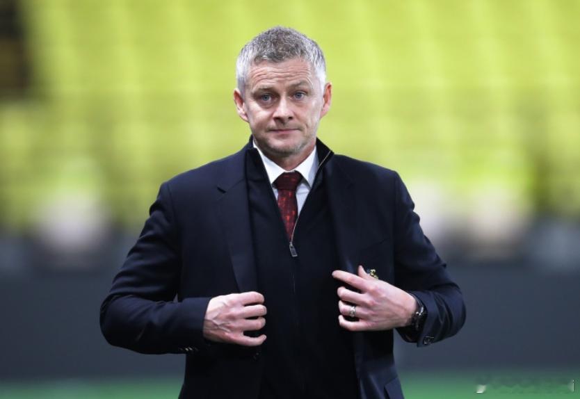 《太阳报》刊文，盘点了阿莫林的各位前任带曼联获得五连胜所需时间，其中索尔斯克亚仅