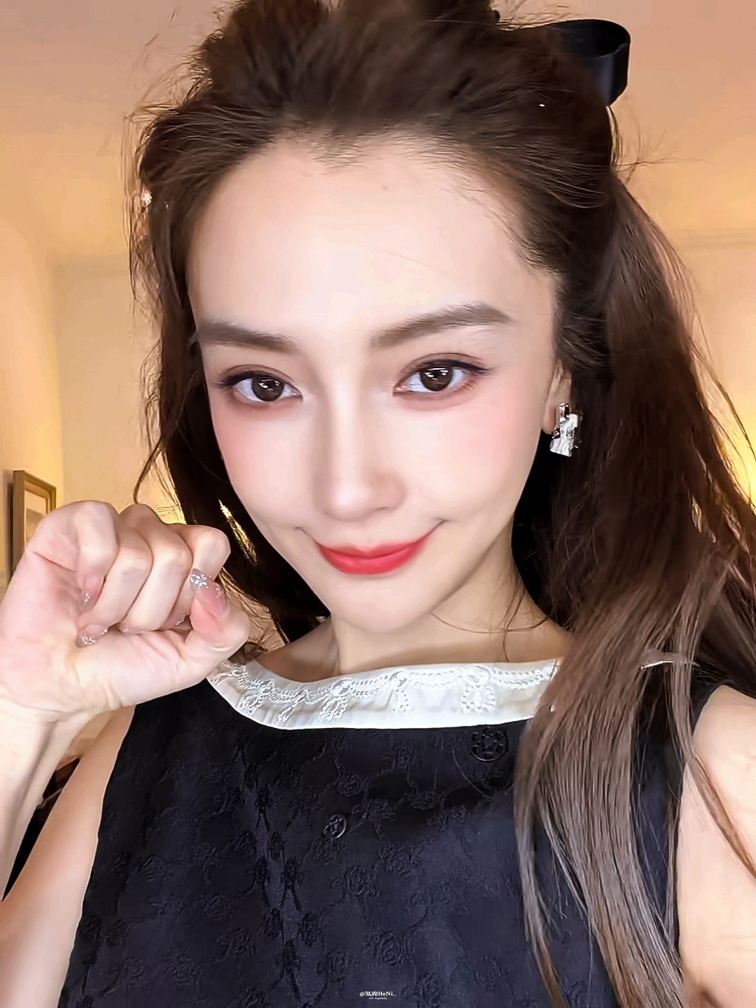 angelababy angelababy "或许我们素未谋面,但我对你的爱意永