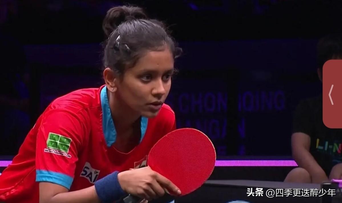 重庆冠军赛女单1/16决赛：
  斯莉嘉•阿库拉VS安娜•赫西。
  第一局阿库