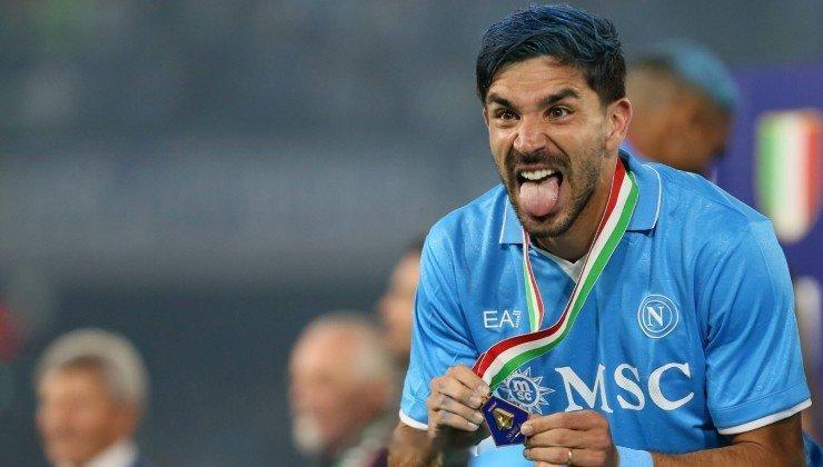 迪马济奥🇮🇹（记者）：意大利俱乐部都灵正在就那不勒斯前锋乔瓦尼·西蒙尼的转会