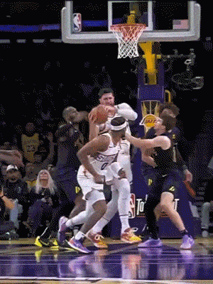 40万以上的市场，其实一年的体量也就不到100万台，每个月也就是一共七八万台的样