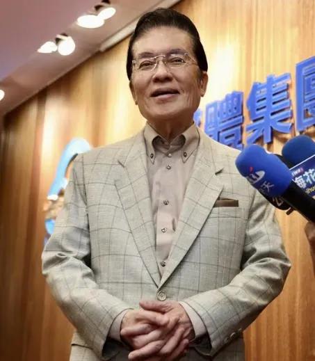 张荣恭直言两岸统一大势，“台独”早已无路可走
 
国际社会普遍达成共识，没有任何