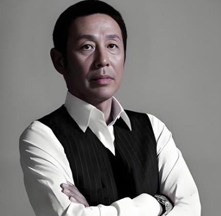 陈道明说：
“当你接触的人越多，就会发现：
舍不得吃舍不得穿，
抠搜一辈子反而过
