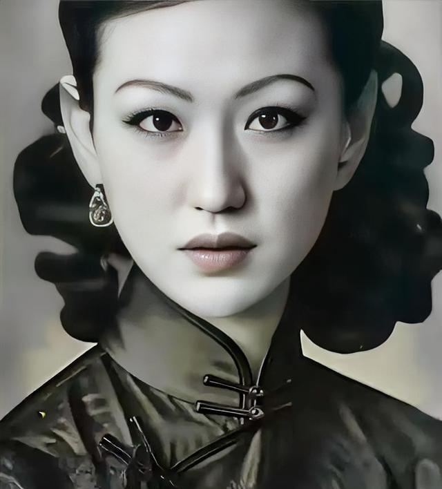 1984年，开国中将曾思玉退休后，到大连一水库钓鱼，钓着钓着，水库负责人走了过来