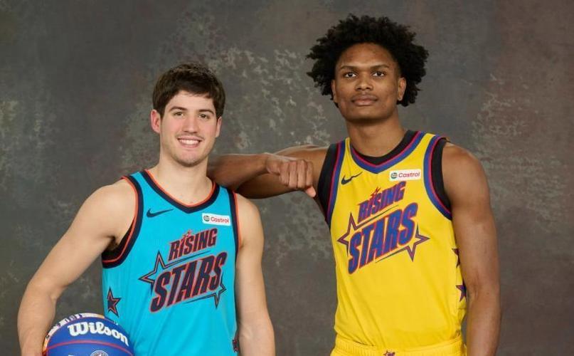 火箭的阿门和谢泼德特点鲜明，但短板也同样明显，让教练组难以取舍。阿门拥有顶级的防