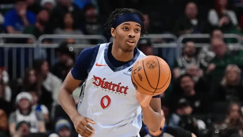 美媒Legion Hoops更新动态，认为库利巴利是下赛季最被低估的球员之一。
