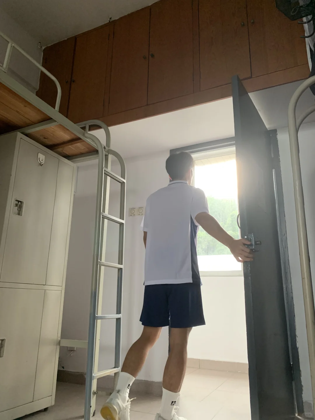 男大日常 | 是你喜欢的羽毛球搭子吗