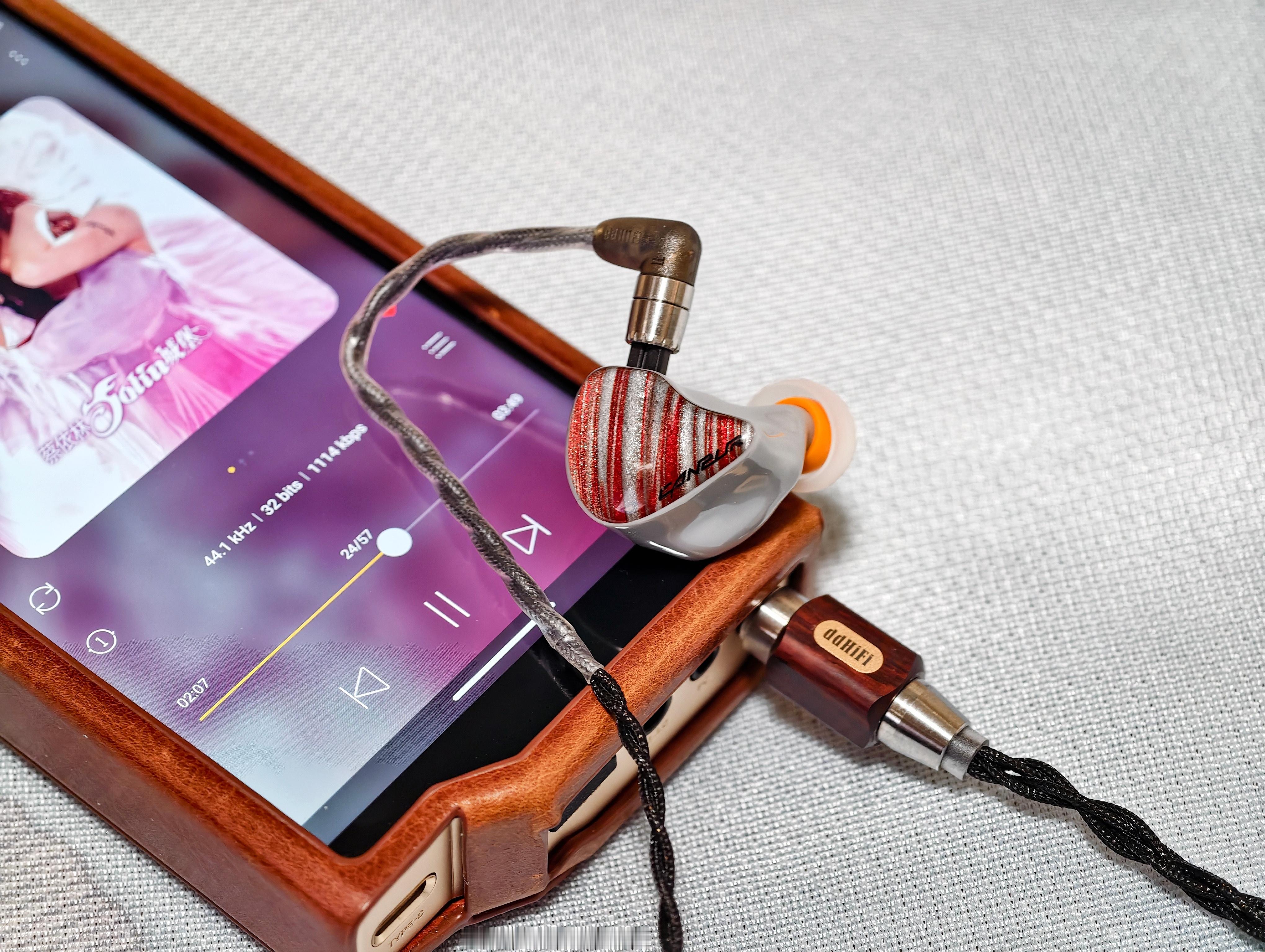 忍不住再安利一次ddHiFi Eryx，跟CP752B太般配了，好高级的声音