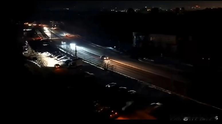 以其人之道还其人之身
当地时间2月3日晚.乌克兰无人机访问了俄罗斯别尔哥罗德弗伦