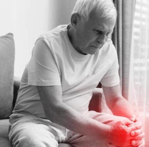 洗澡可能影响寿命！医生再次提醒：65岁以后，牢记洗澡3不要

老年人在洗澡过程中