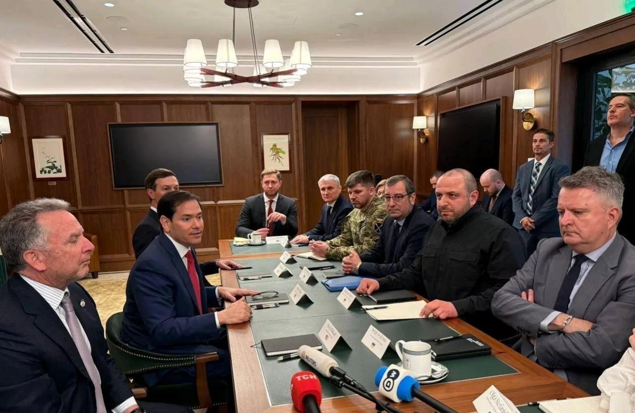 欧洲新闻网报道，当地时间30日，美国国务卿鲁比奥表示，美方已结束了和乌克兰代表团