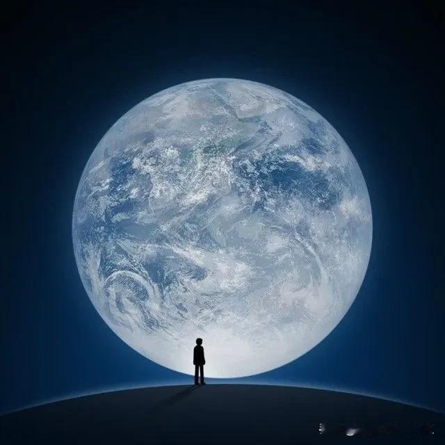 真的特别希望微信能把这个功能加上。
就像QQ一样，可以对微信通讯录好友进行自定义