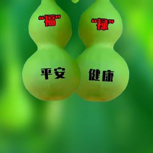 森林欢快奔跑小鹿人