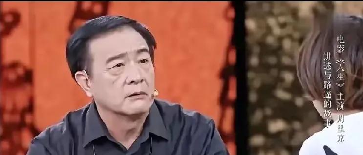 62岁郭凯敏一拍桌子放狠话：“别信‘冻龄’骗局！”他去年还在片场扛机器，转身就去