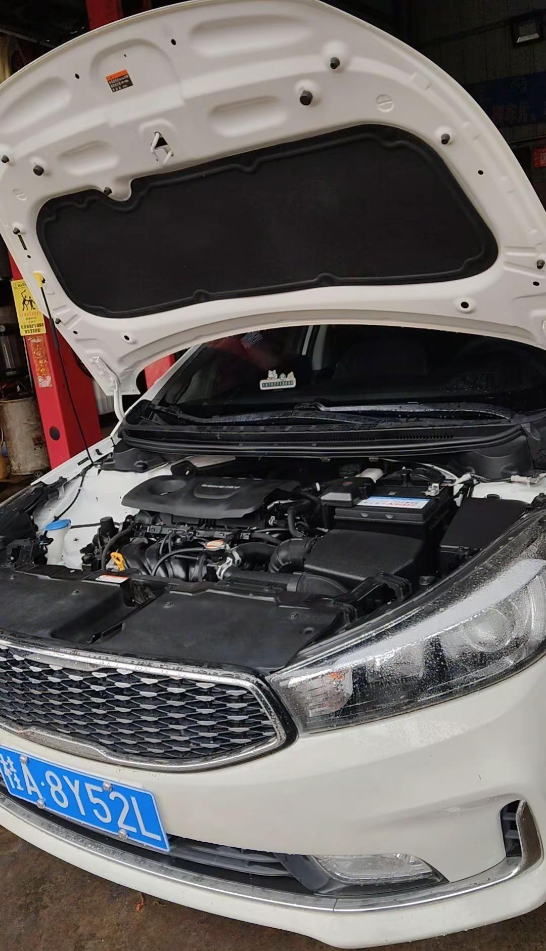 女人，有条件的话，一定要学会开车，会赚钱；车里有油，包里有钱，再牛逼的副驾驶也比