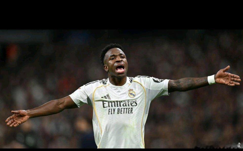 西甲2月2日讯 本轮西甲，皇马2-1击败巴列卡诺。比赛中维尼修斯打入1球，但他在