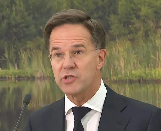 北约秘书长：
英国在建设一个更强大的欧洲和一个更强大的北约中扮演着核心角色。
