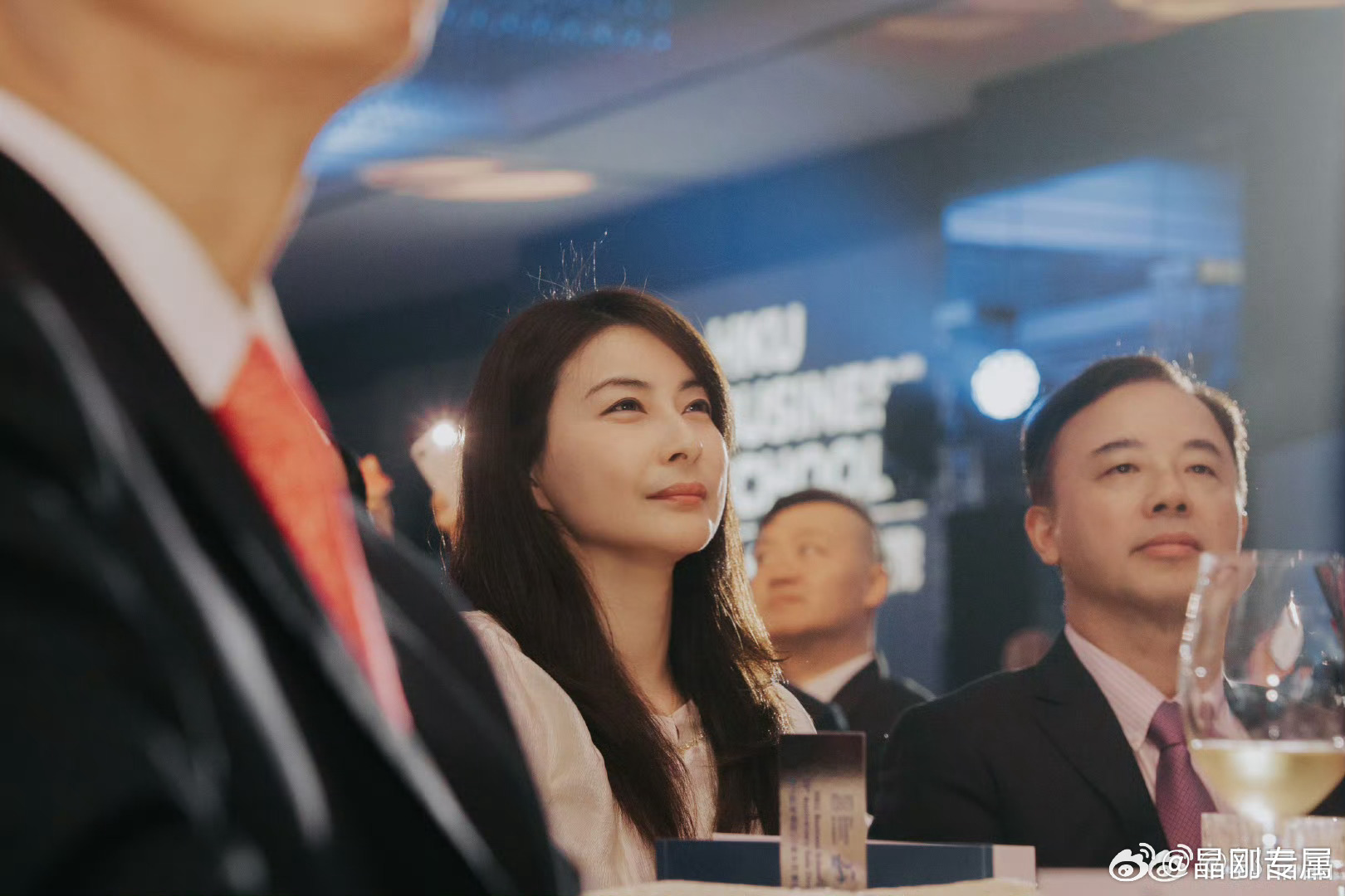 郭晶晶参加香港大学经管学院 25 周年院庆。郭晶晶