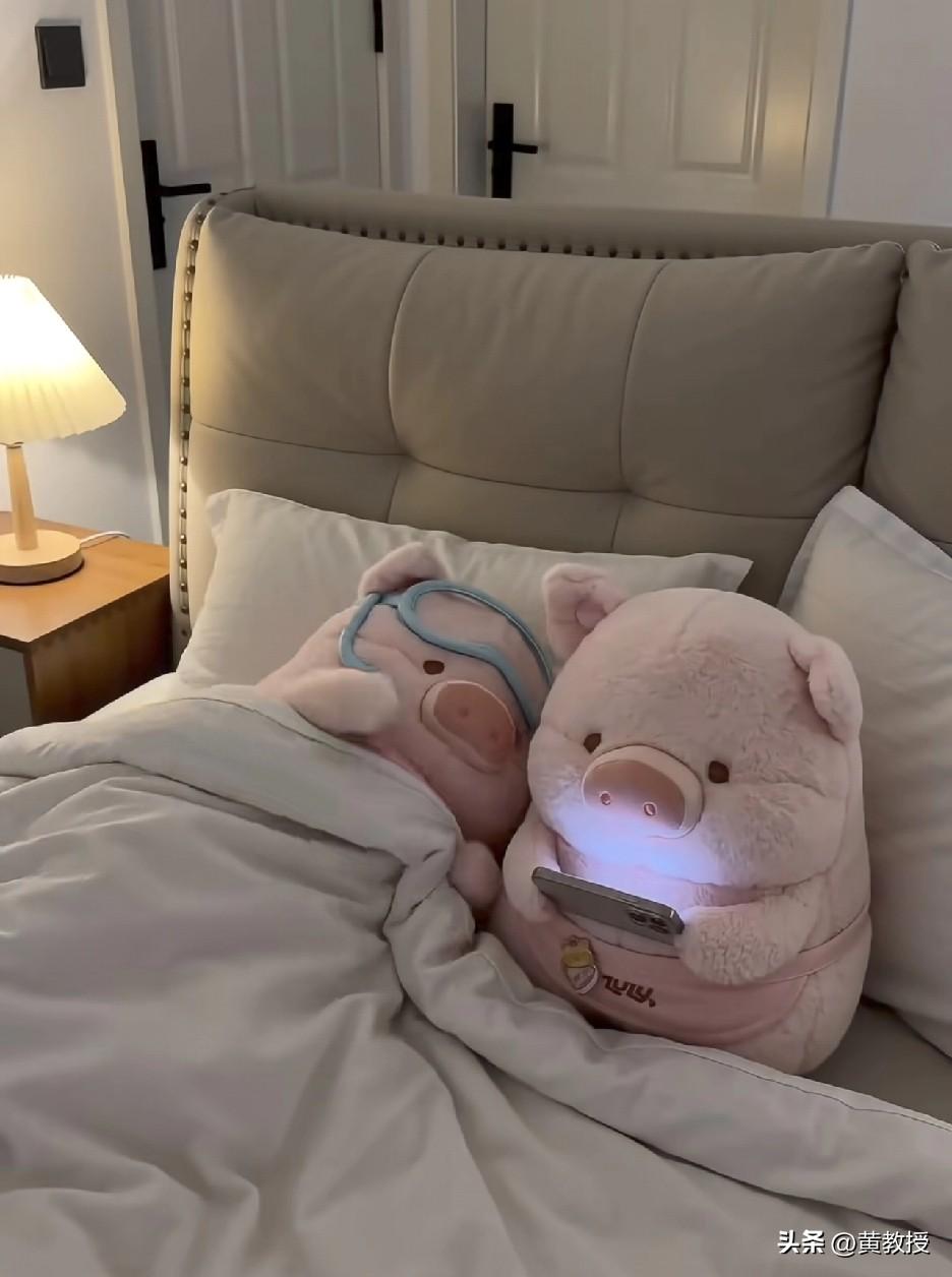 最近有点轻微掉粉
为什么？
是不是因为不够帅
大家帮忙出出主意，发哪些内容才能涨