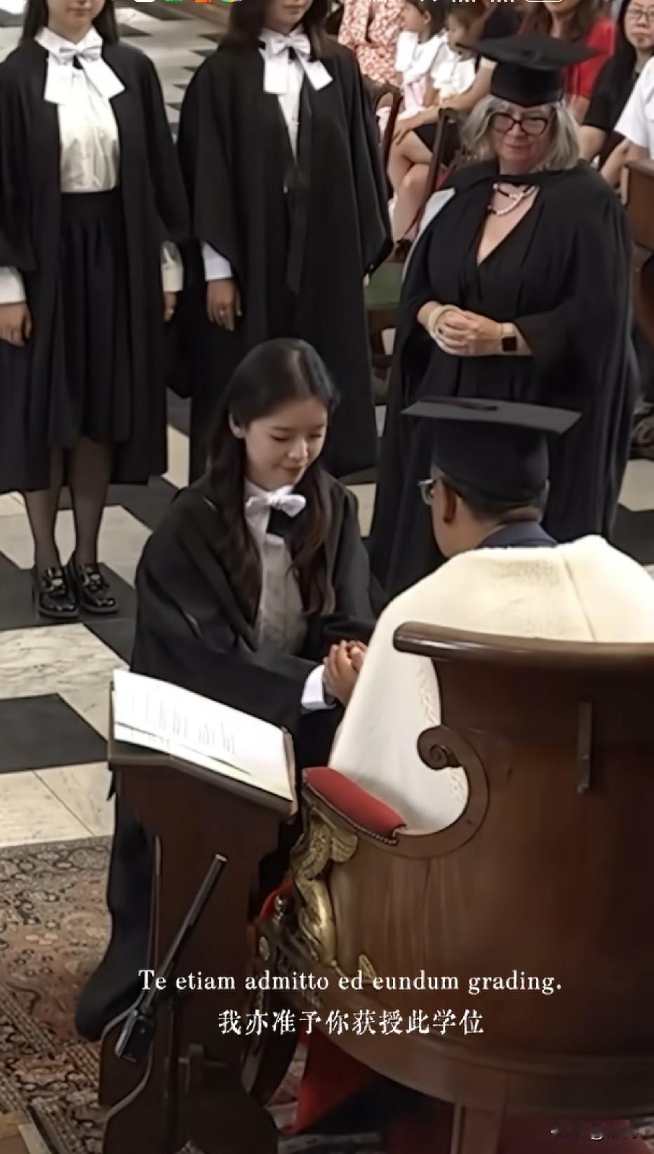 学费一年20万左右