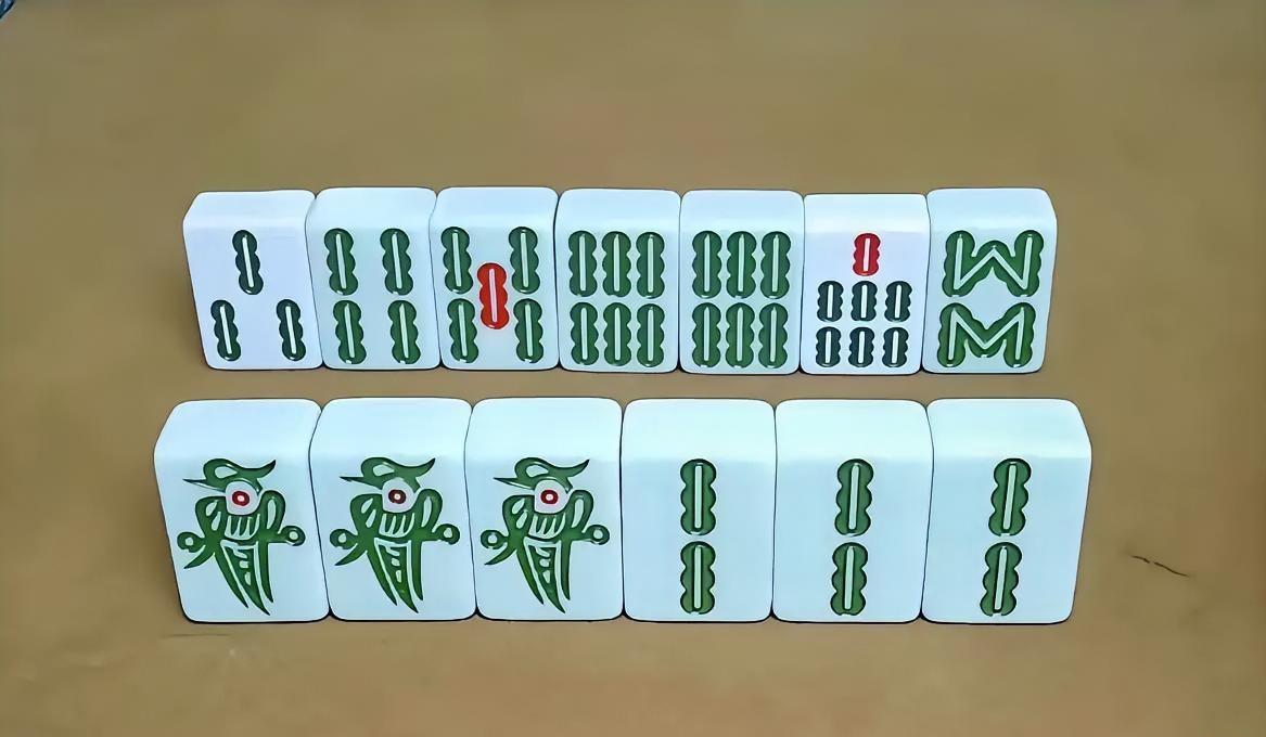 有点郁闷！拿到这一手好牌却不知道胡什么……